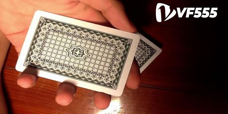 Những Cách Bịp Poker Không Bị Lộ, Lấy Thưởng Về Nhanh Nhất 2 Ăn gian bằng cách học giấu bài